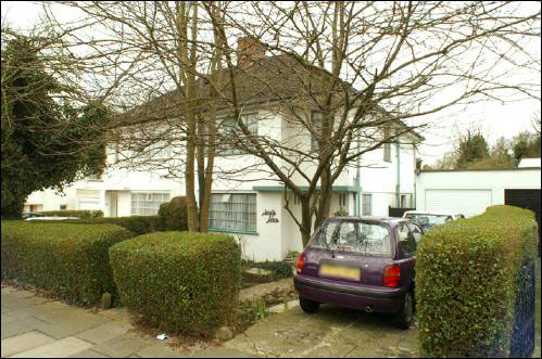 27 Ludlow Way